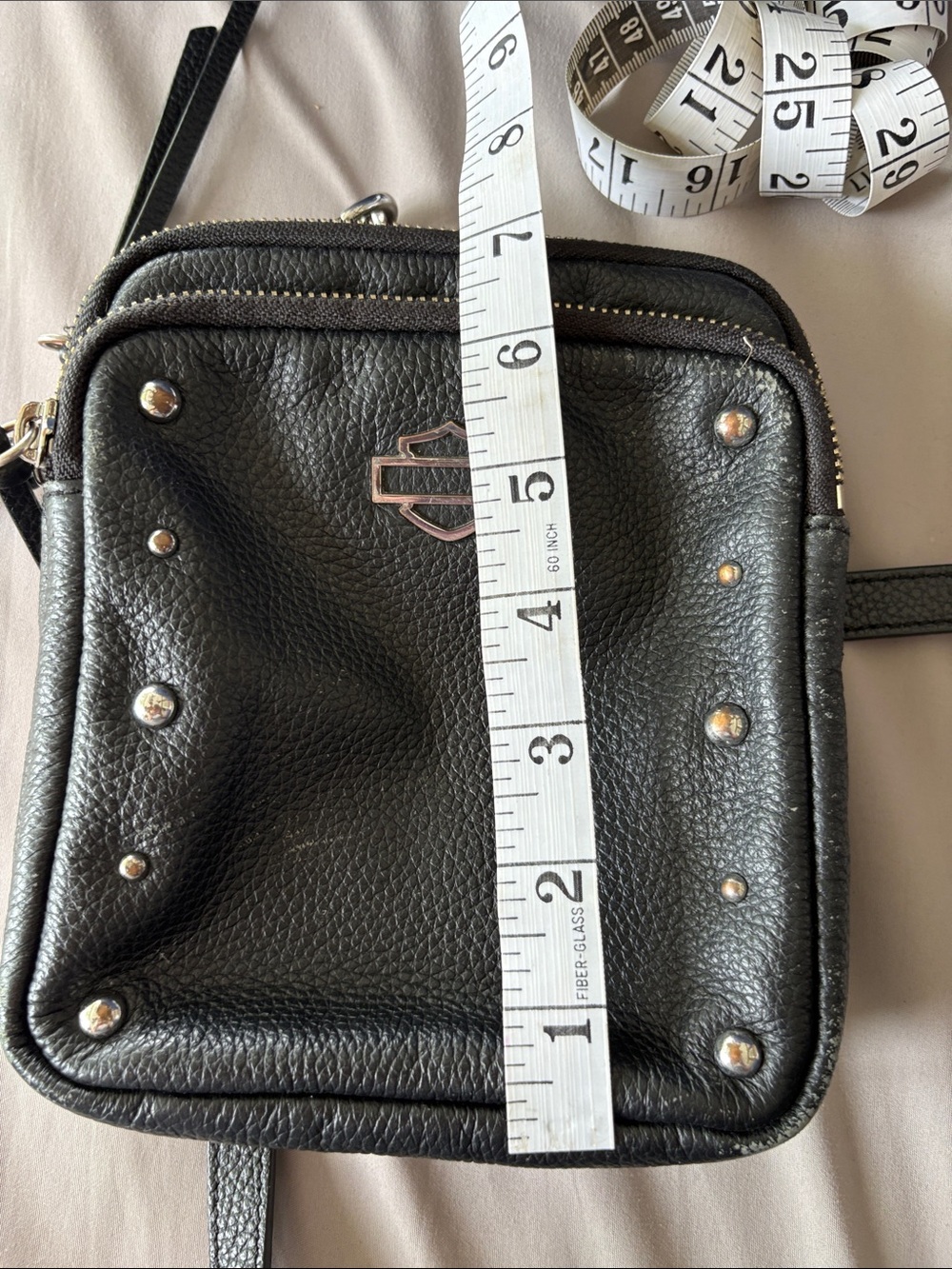 Harley-Davidson Black Leather Studded Crossbody/Shoulder Adjustable Strap - Picture 4 of 12